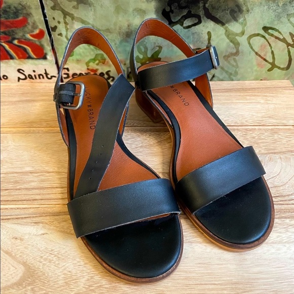 Lucky Brand Shoes - Lucky Brand Black Leather Sandals